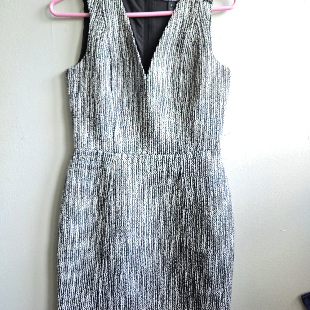 White House Black Market Black And White Tweed Dress V-Neck Sleeveless